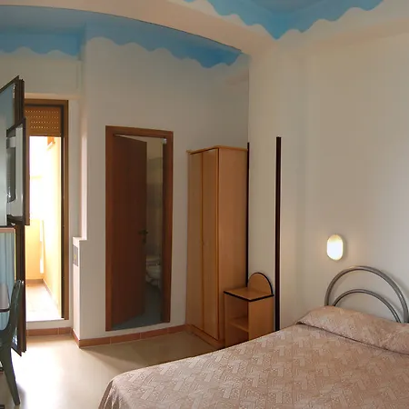 Hotel Edelweiss *