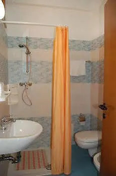 Hotel Edelweiss Hotel *